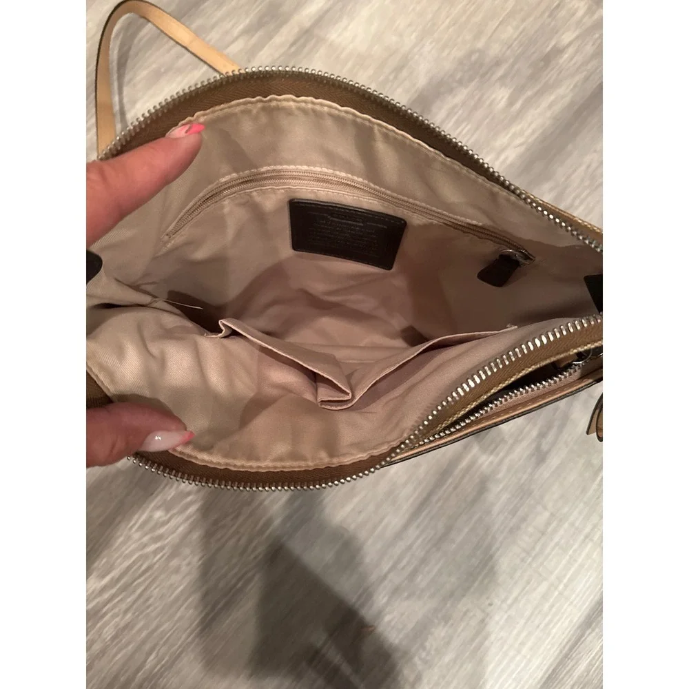 Coach Signature Peyton File Bag Khaki Brown Crossbody Messenger F18920